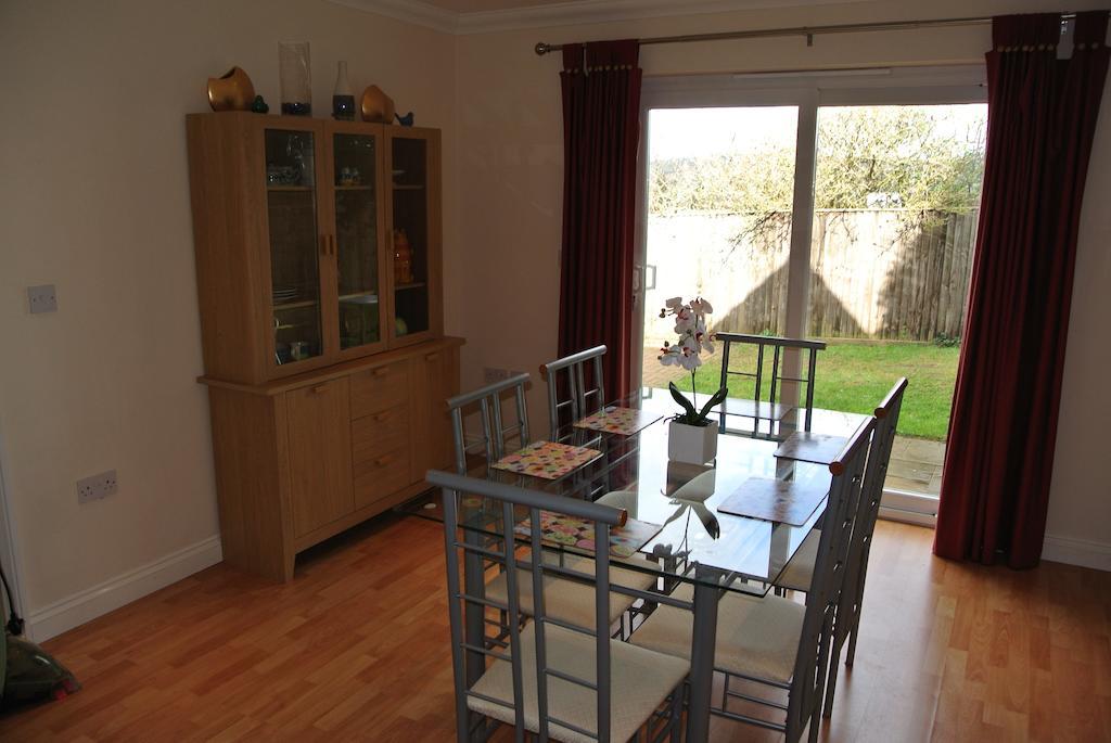 Bramley Cottage Sandown Rum bild