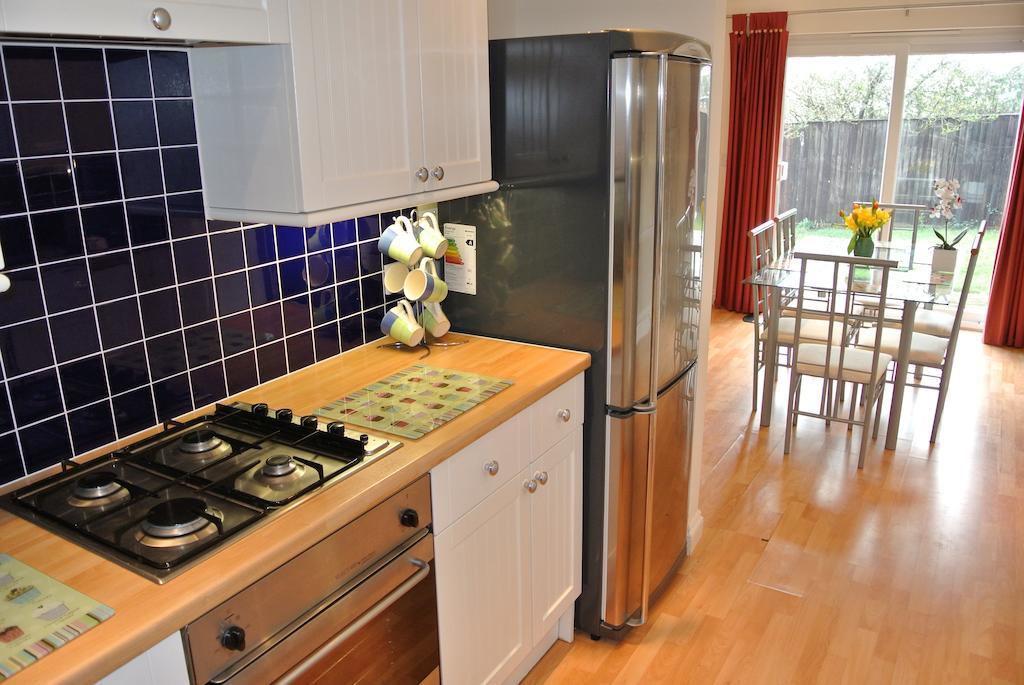 Bramley Cottage Sandown Exteriör bild